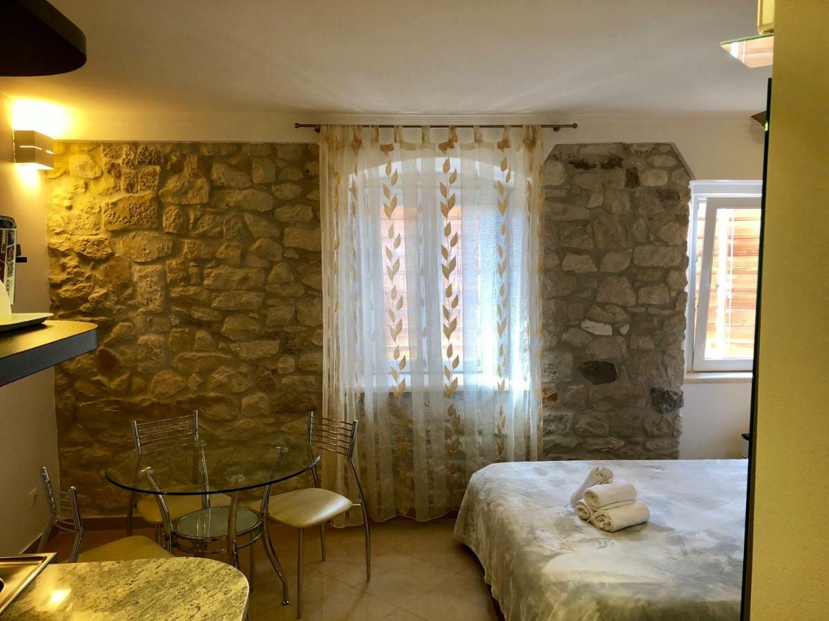 Apartments Feral Trogir Exterior foto